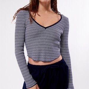 LA Hearts Woodland V-Neck Sweater Dark Navy and White Striped Crop Top Pacsun